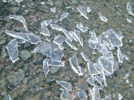 Alertă în Mamaia! Un copil de 1 an s-a încuiat într-o maşină